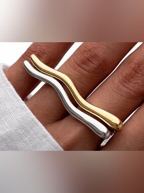 Wavy Stackable Stainless Steel Rings - Set of Both Gold & Silver